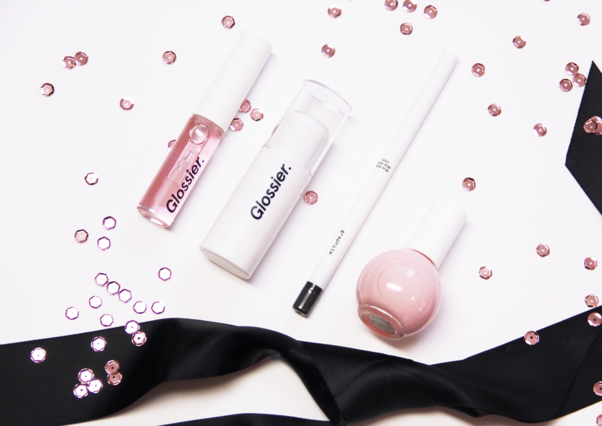 Glossier Ga Ga : The Black Tie Set